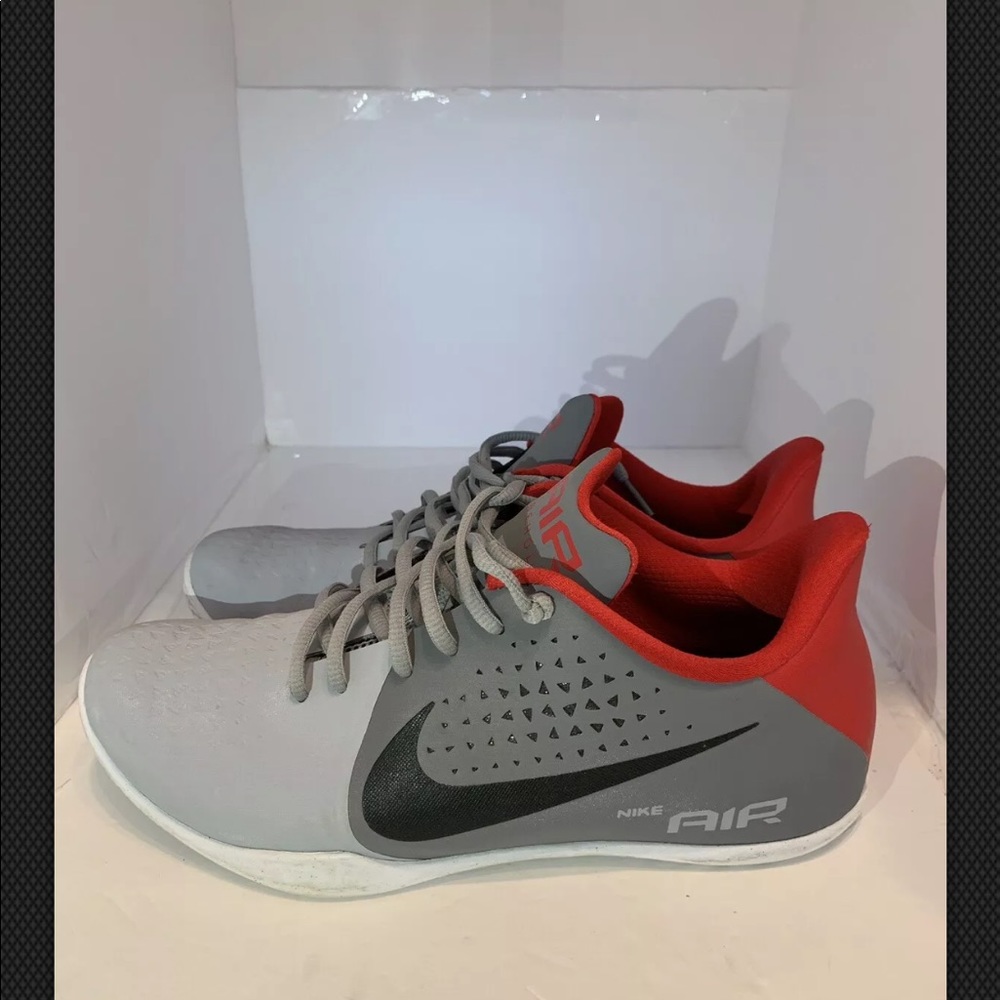 Nike Mens Air Behold Grey/Red Sneakers Size 9.5